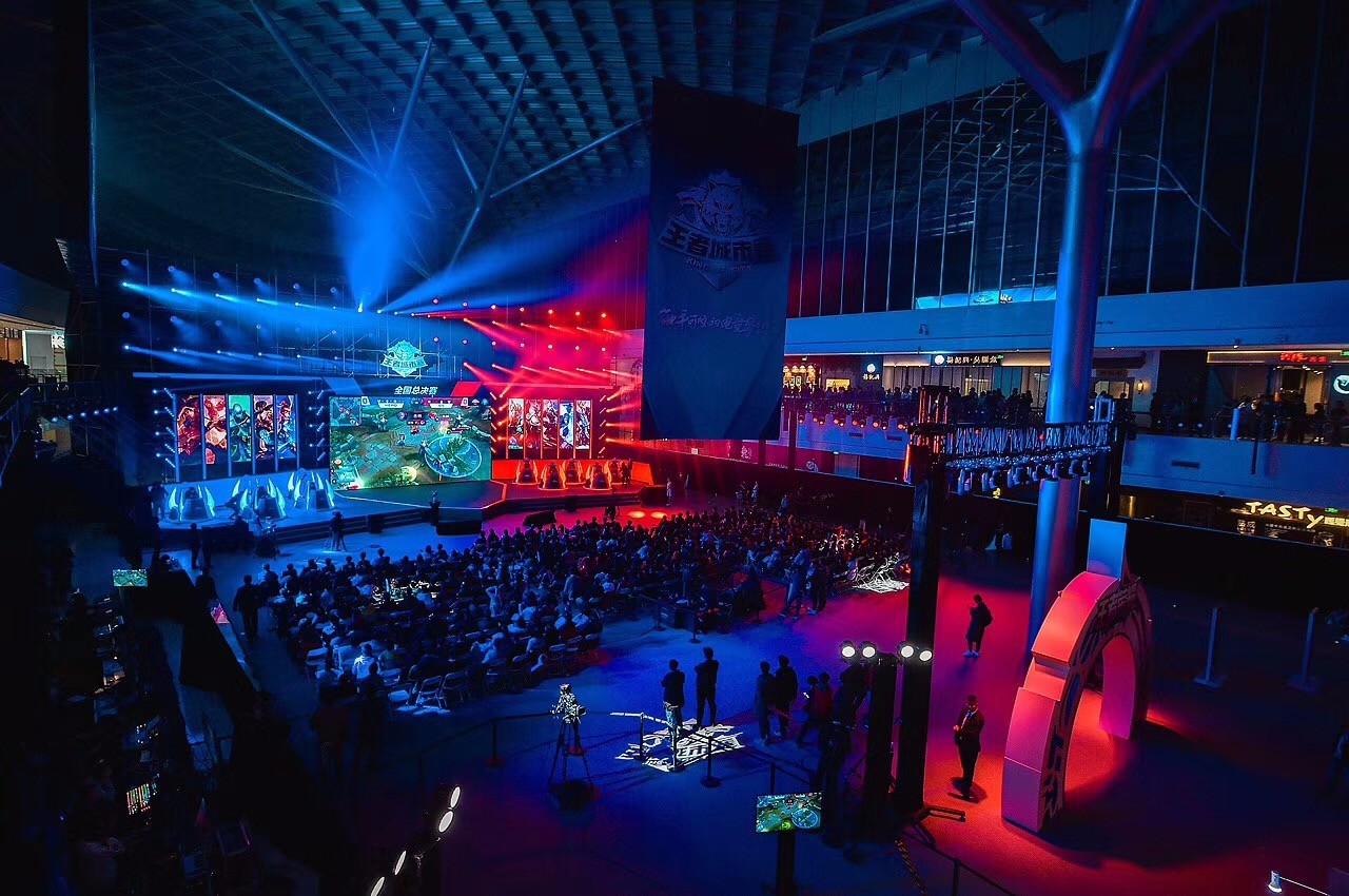 忍者战争回来了？ Invictus Gaming 赢得了所有比赛并晋级四分之一决赛。他们将在24日的四分之一决赛中对阵 Top Esports 。